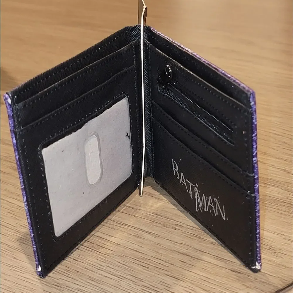 New DC Comics Batman Bifold Wallet Card Slots Zipper Money Compartment